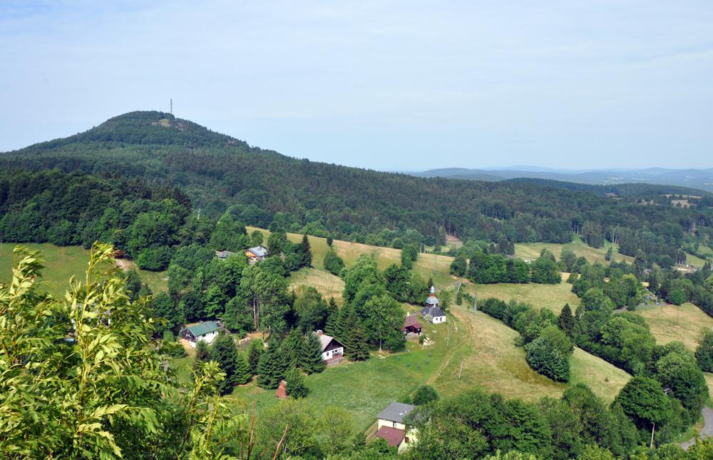 Vyhl�dka z hradu Tol�tejn - Lu�ick� hory.