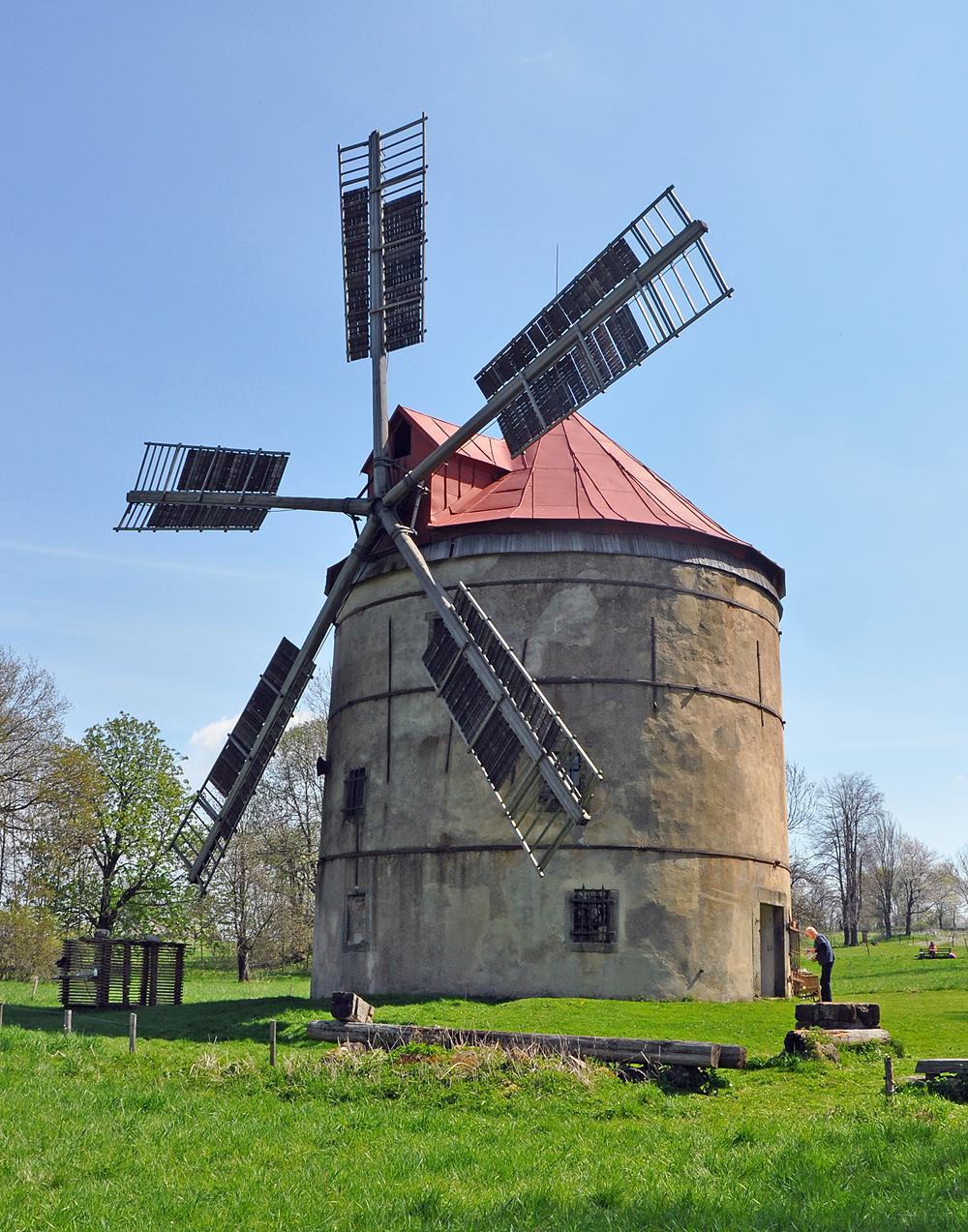 V�trn� ml�n Sv�tl�k - Horn� Podlu��.